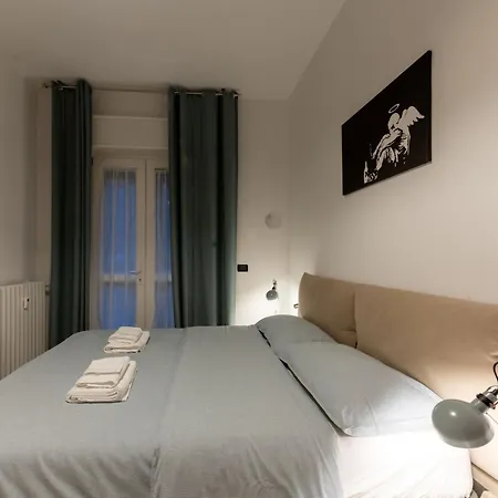 Holiday Apartment - Brescia Centro - Parcheggio Privato Exterior photo